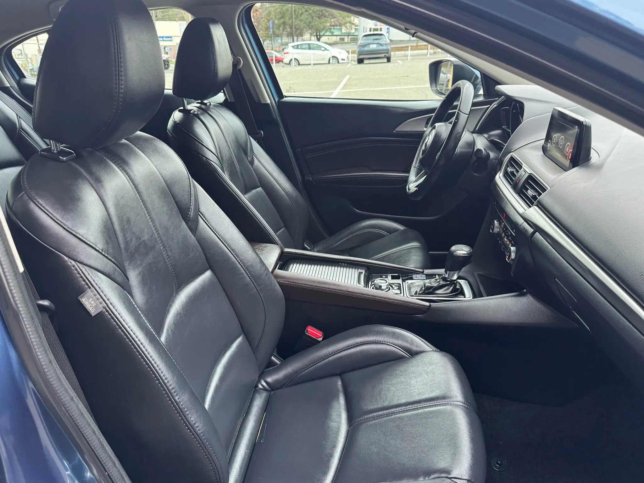 Used 2018 MAZDA MAZDA3 Touring image 19