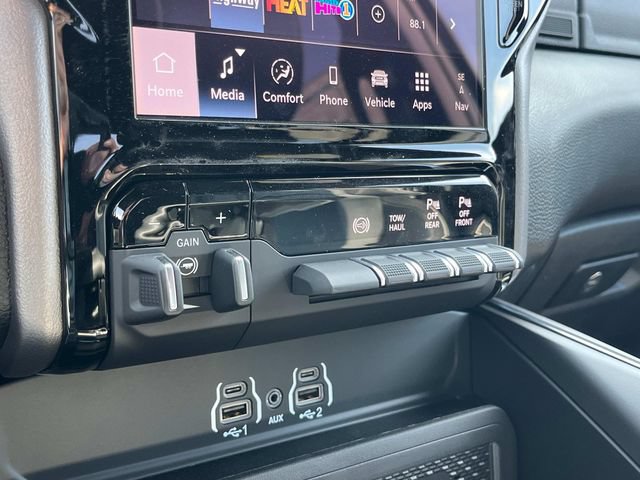 New 2026 RAM 2500 Laramie w/ Night Edition AWD/4WD image 16