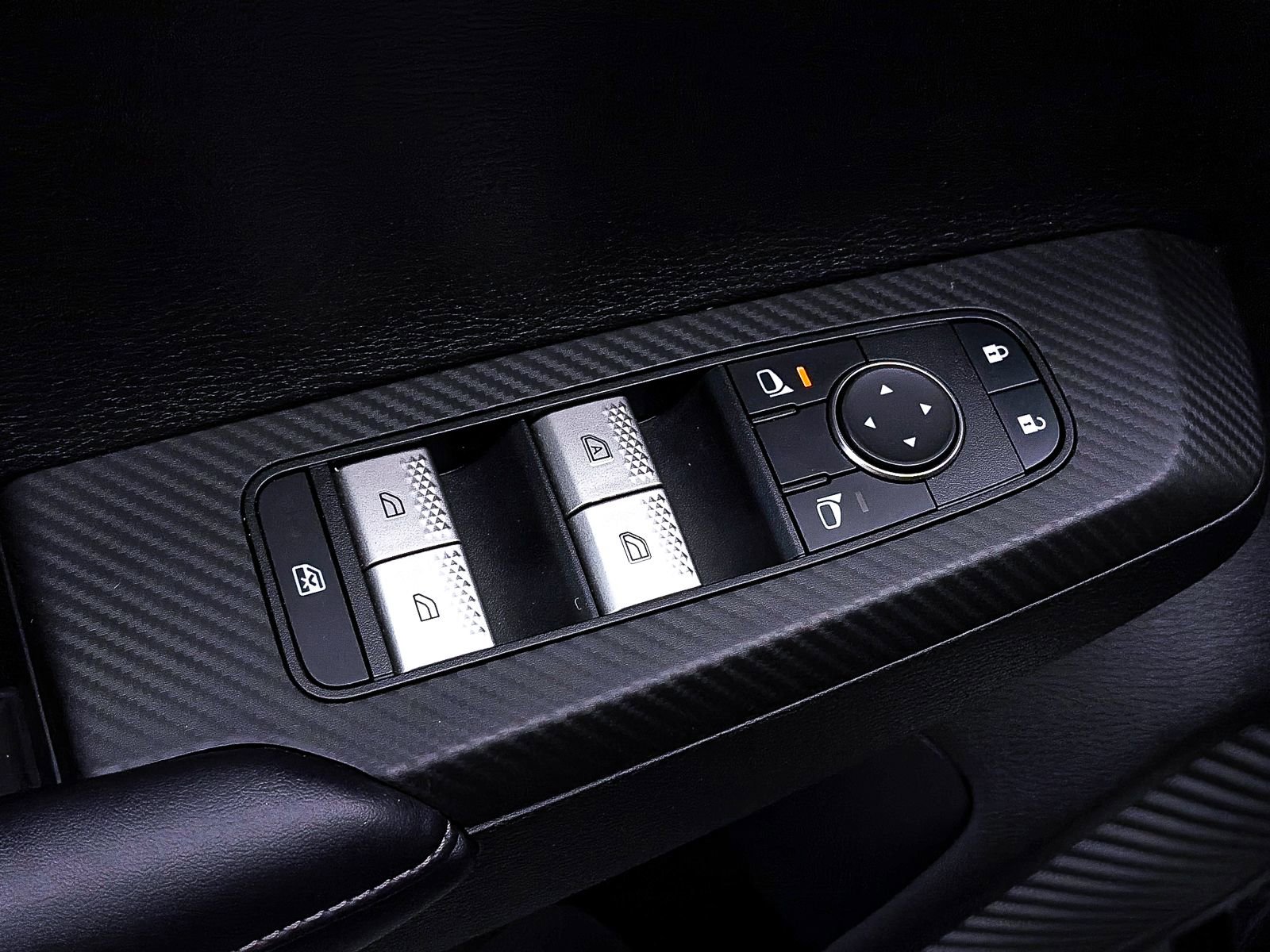 Used 2023 Mitsubishi Outlander ES FWD image 16
