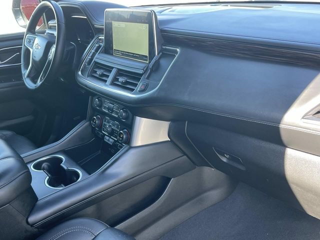 Used 2024 Chevrolet Suburban LT RWD image 37