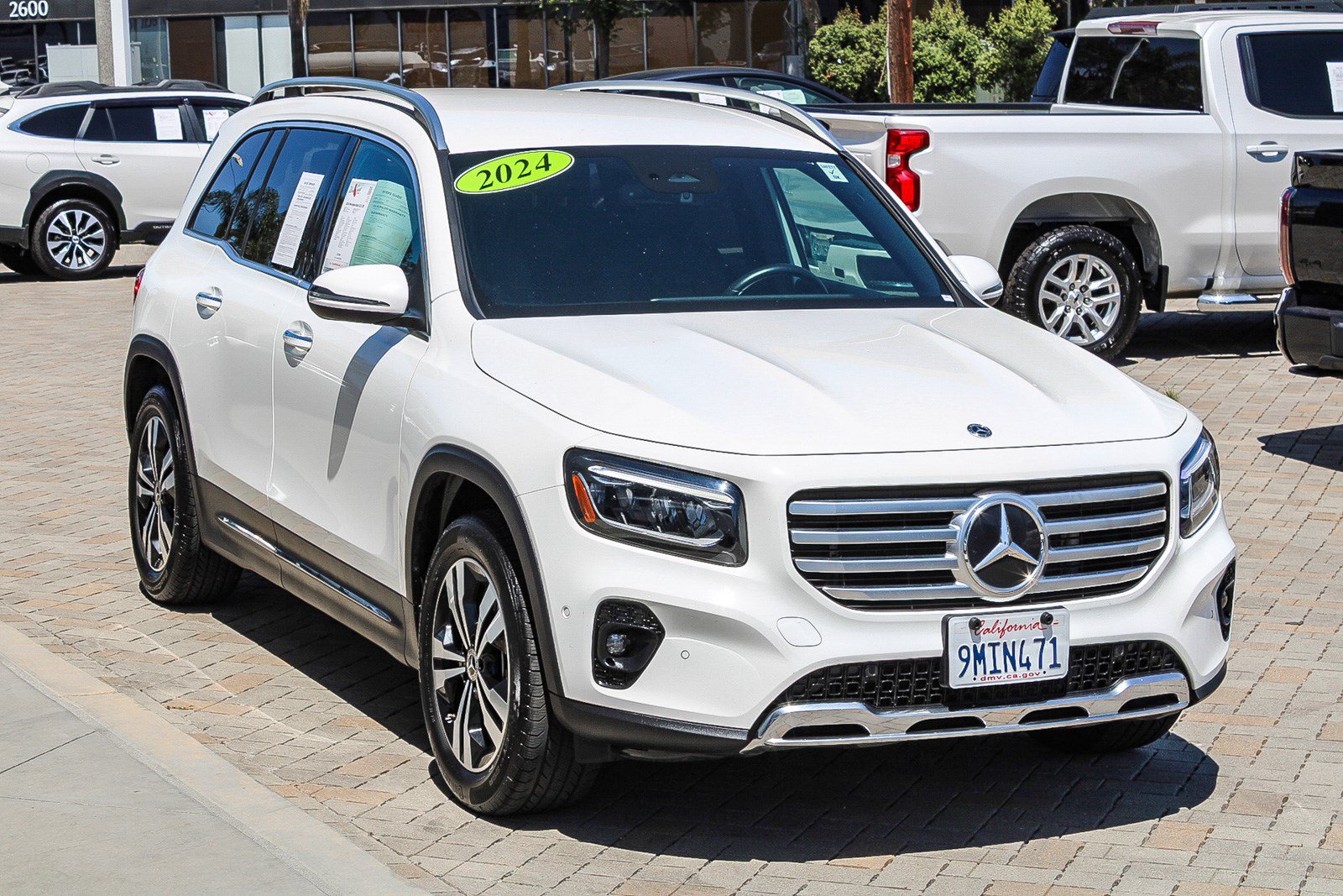 Used 2024 Mercedes-Benz GLB 250 image 3