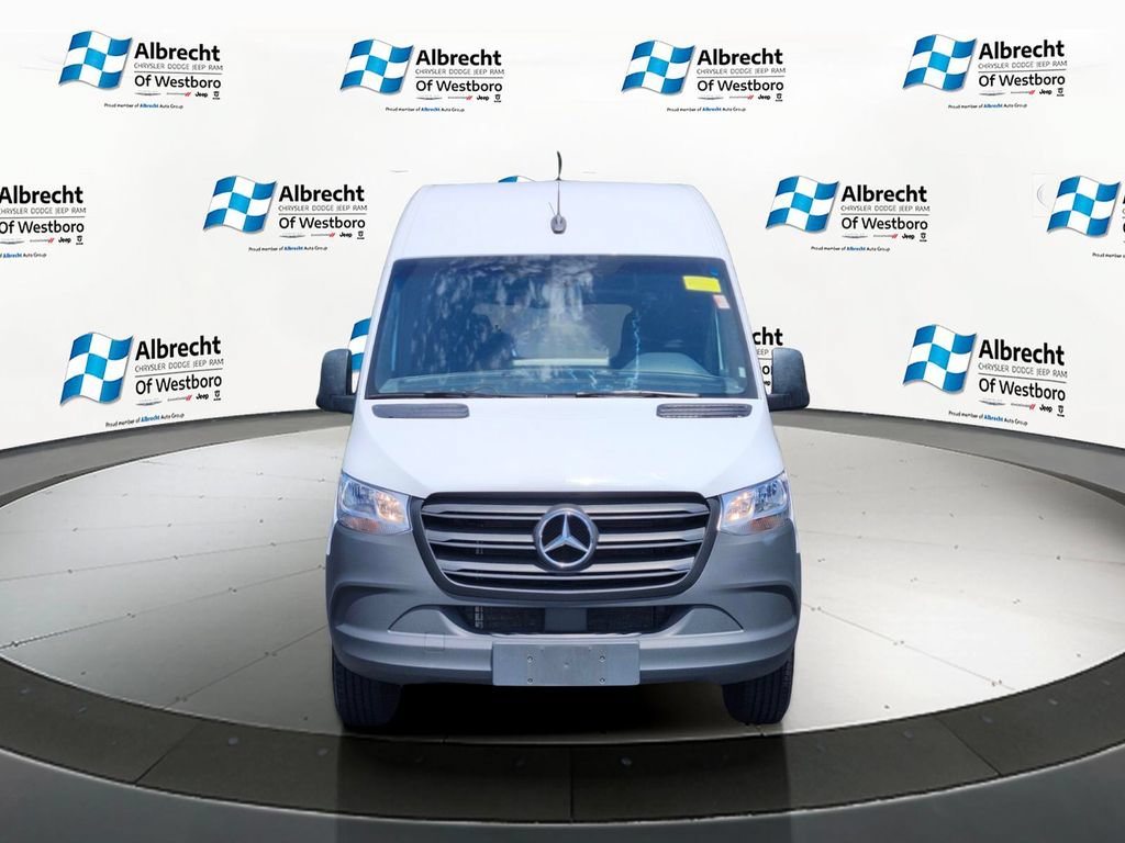 Used 2024 Mercedes-Benz Sprinter 2500 image 8