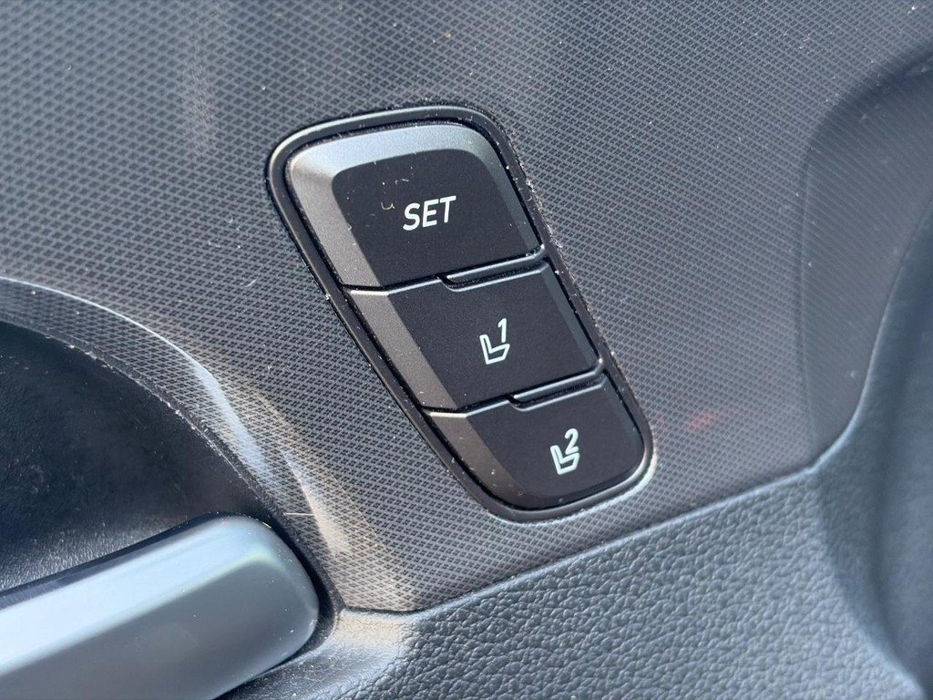 Used 2021 Hyundai Santa Fe Calligraphy AWD/4WD image 23
