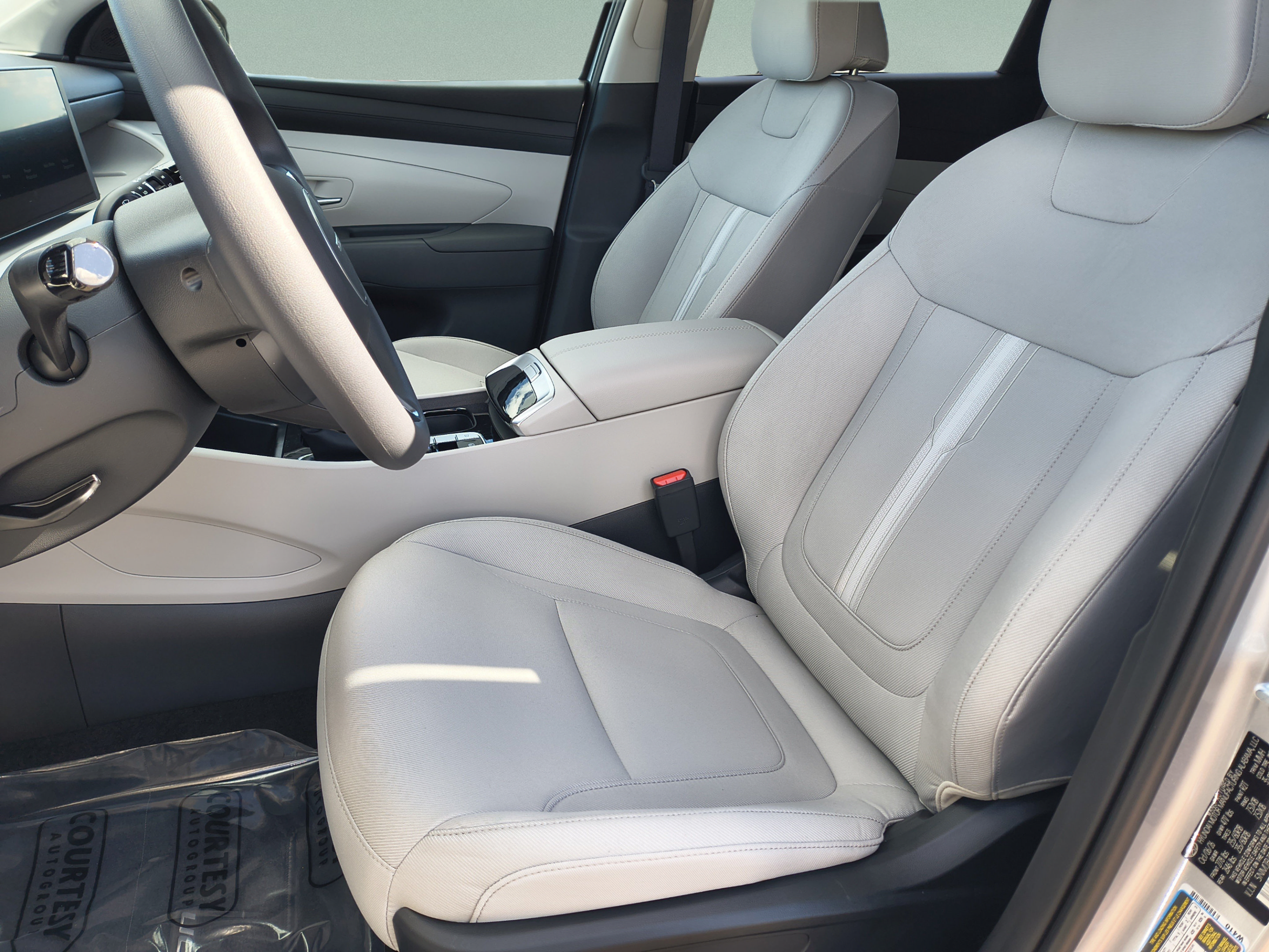 New 2026 Hyundai Tucson SEL FWD image 18