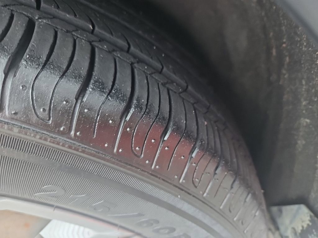 Used 2022 Nissan Kicks S FWD image 3