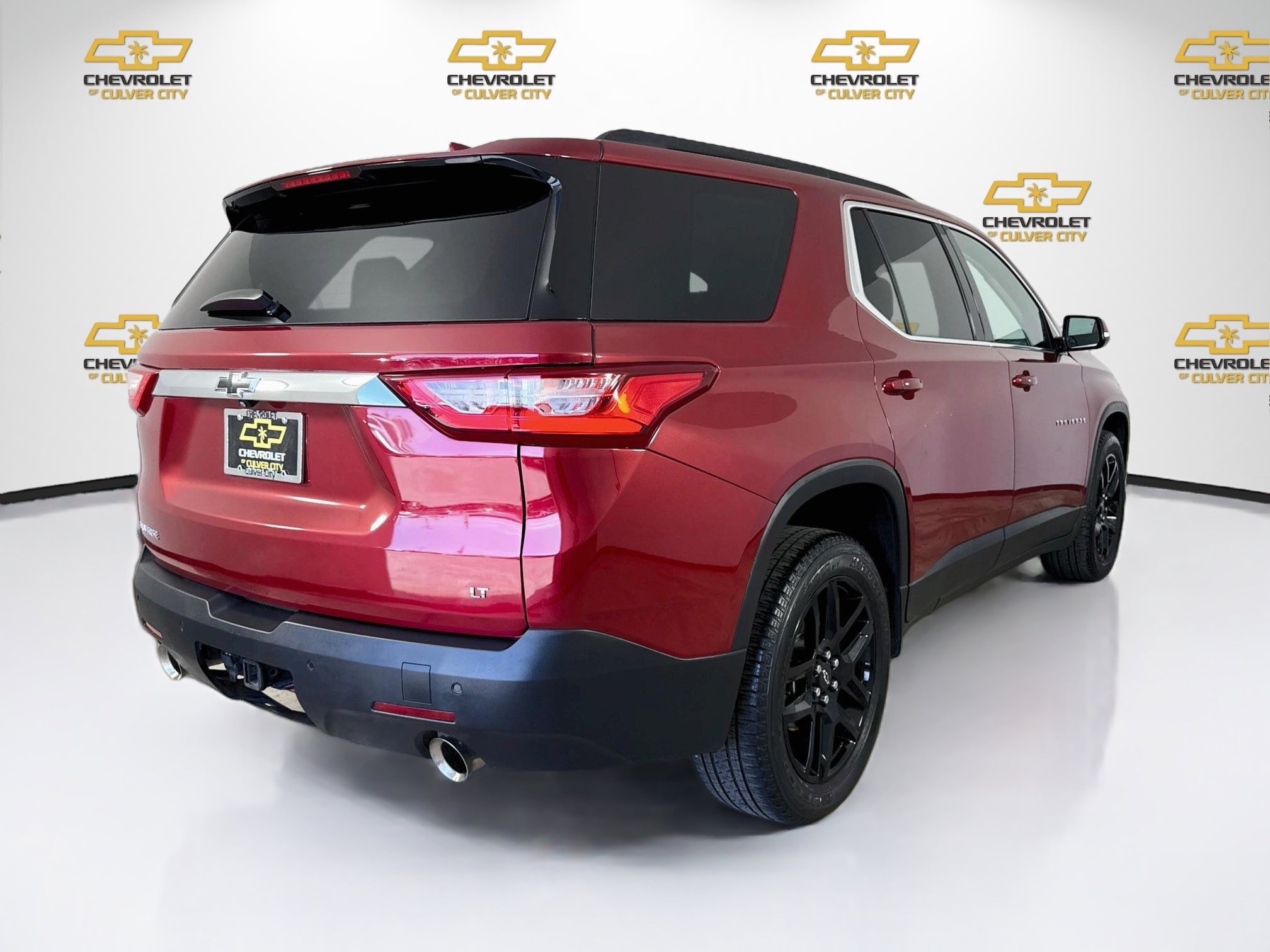Used 2020 Chevrolet Traverse LT FWD image 8