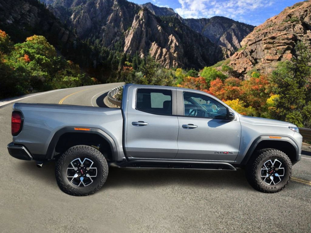 Used 2023 GMC Canyon AT4X AWD/4WD image 2