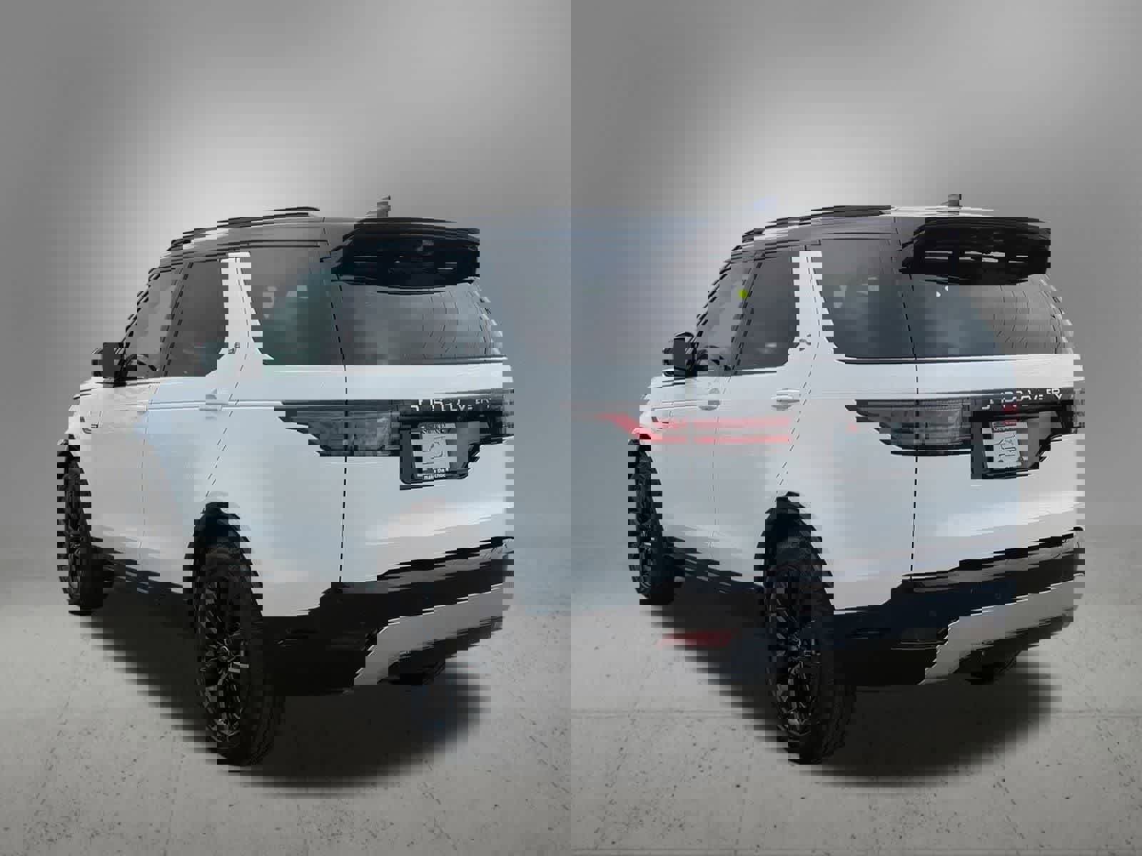 New 2026 Land Rover Discovery Limited Edition image 4