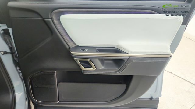 Used 2024 Rivian R1S Adventure AWD/4WD image 24
