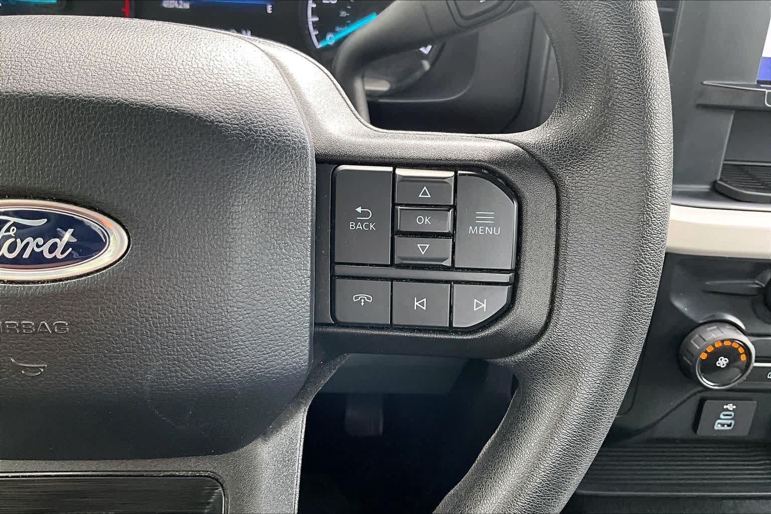 Used 2025 Ford F250 XLT AWD/4WD image 23