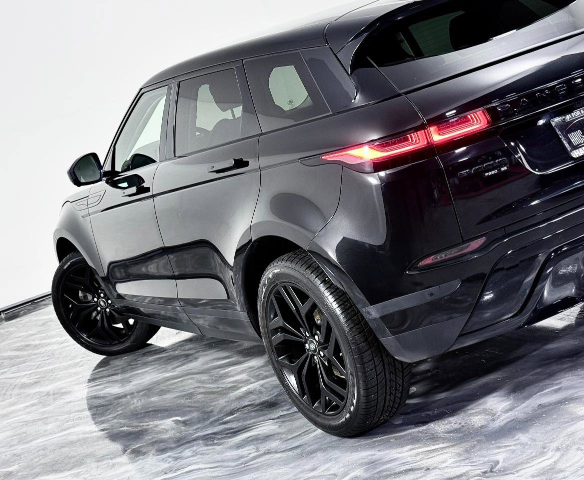 Used 2020 Land Rover Range Rover Evoque SE AWD/4WD image 13