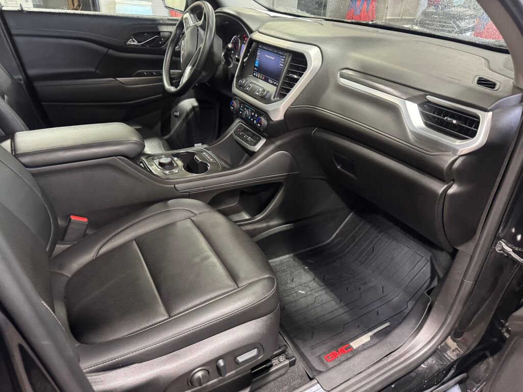 Used 2023 GMC Acadia SLT w/ Preferred Package image 21