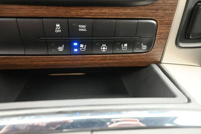 Used 2016 RAM 1500 Laramie w/ Convenience Group AWD/4WD image 31