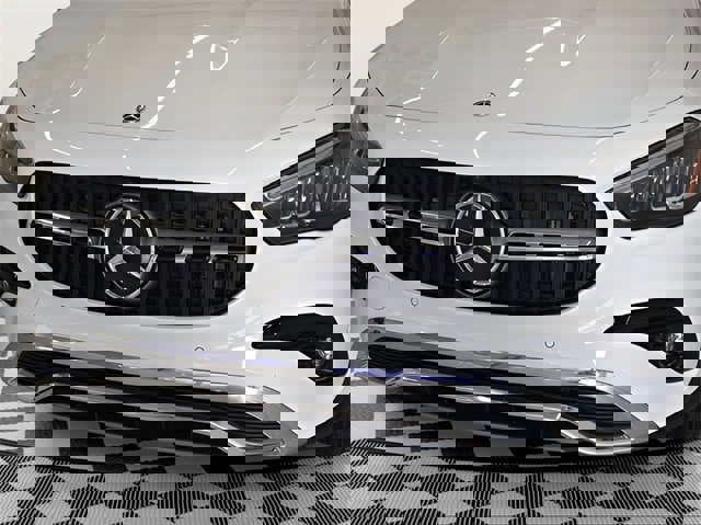 New 2025 Mercedes-Benz GLA 250 4MATIC image 8