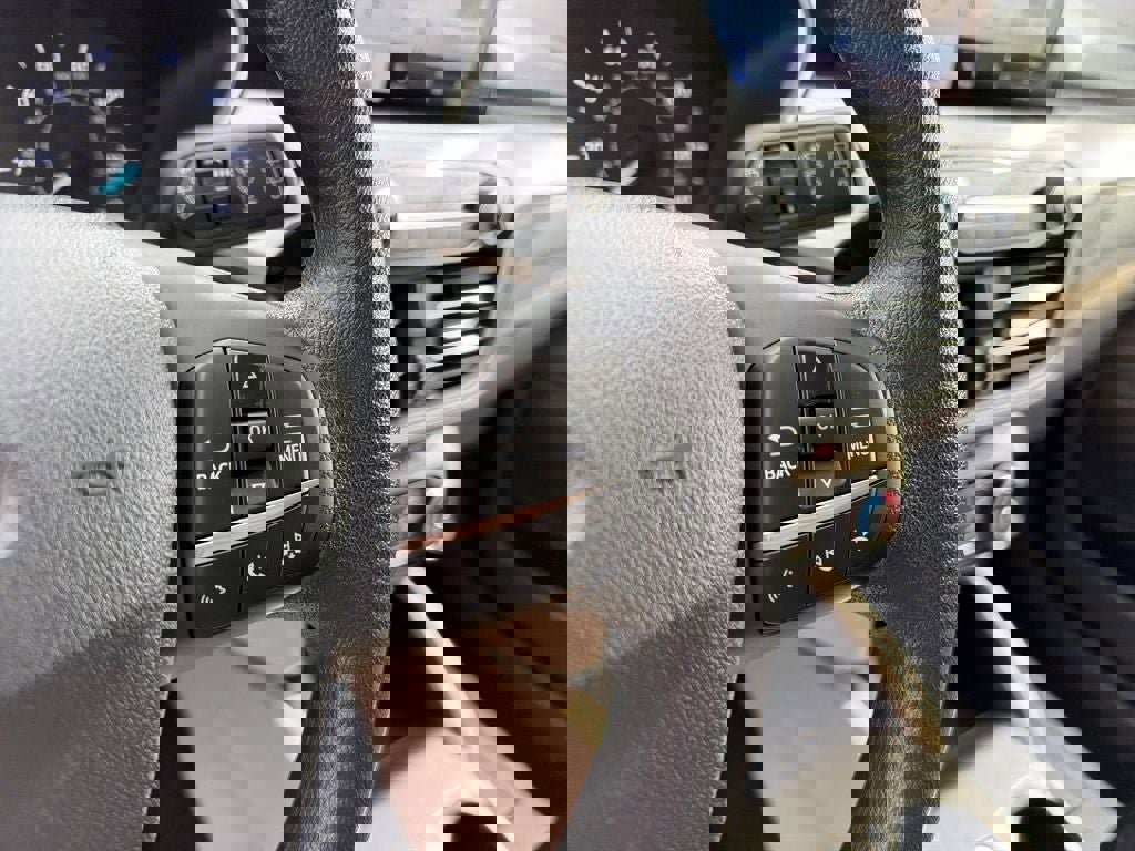 Used 2022 Ford Escape SE image 19