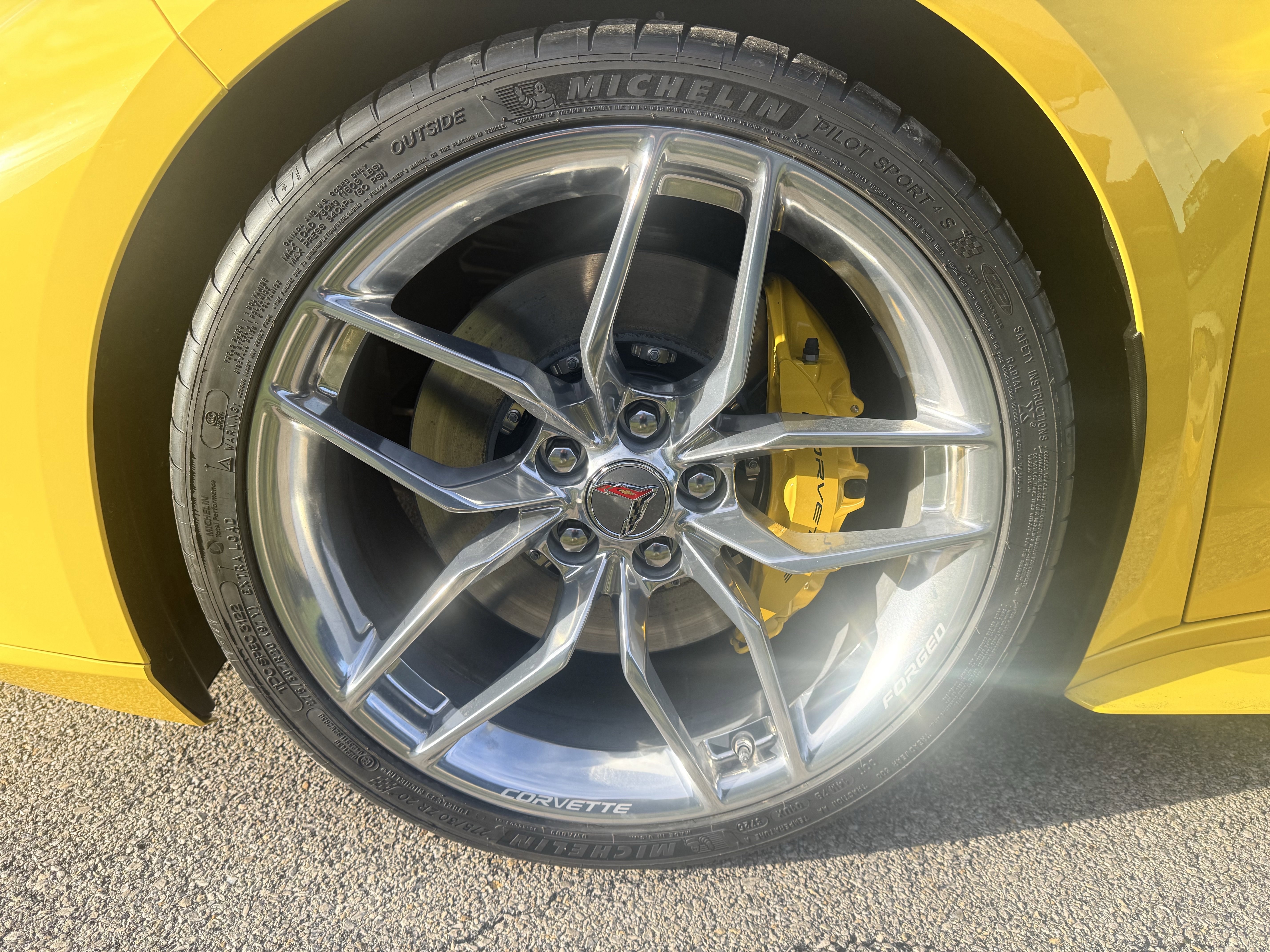 New 2026 Chevrolet Corvette Z06 w/ Chrome Exterior Badge Package image 14