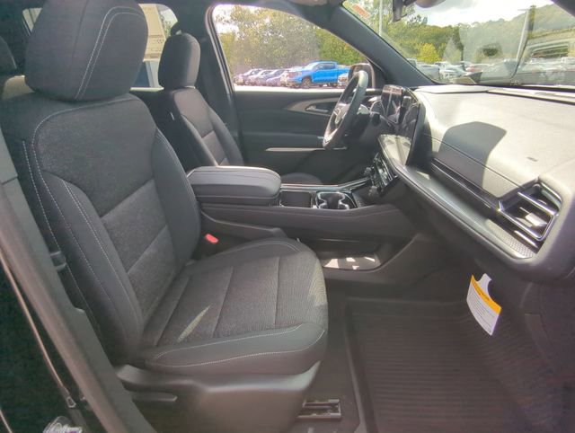 New 2026 Chevrolet Traverse LT w/ LPO, Floor Liner Package image 28