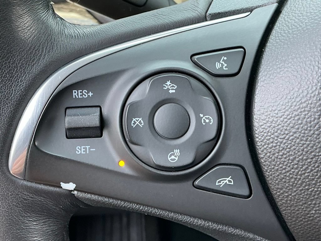 Used 2020 Buick Enclave Avenir w/ Avenir Technology Package FWD image 31
