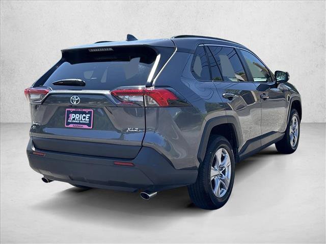 Certified 2025 Toyota RAV4 XLE FWD image 5