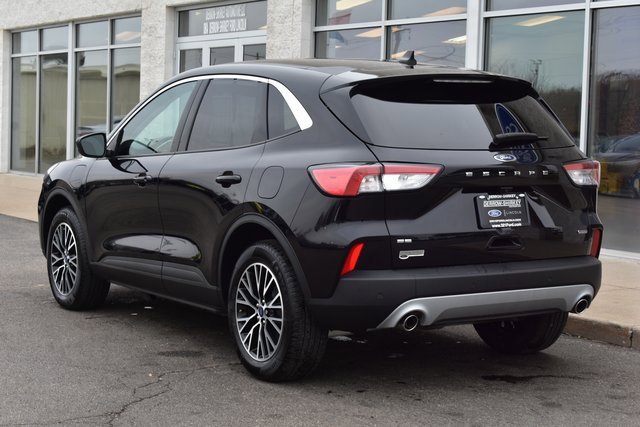 Used 2022 Ford Escape SE w/ Cold Weather Package image 4