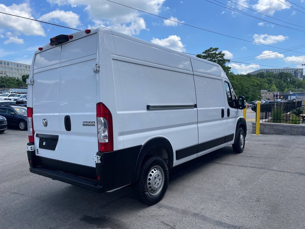 Used 2025 RAM ProMaster 2500 w/ Convenience Group FWD image 8