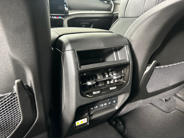 New 2027 Jeep Grand Cherokee Limited AWD/4WD image 22