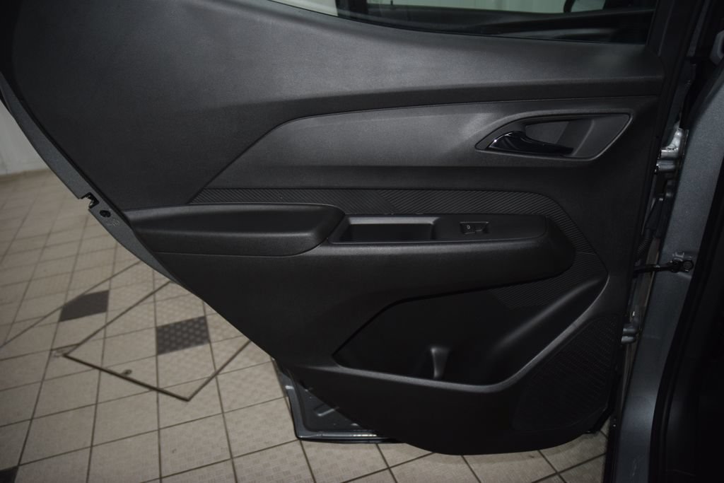 New 2027 Chevrolet Bolt RS w/ Technology Package FWD image 42