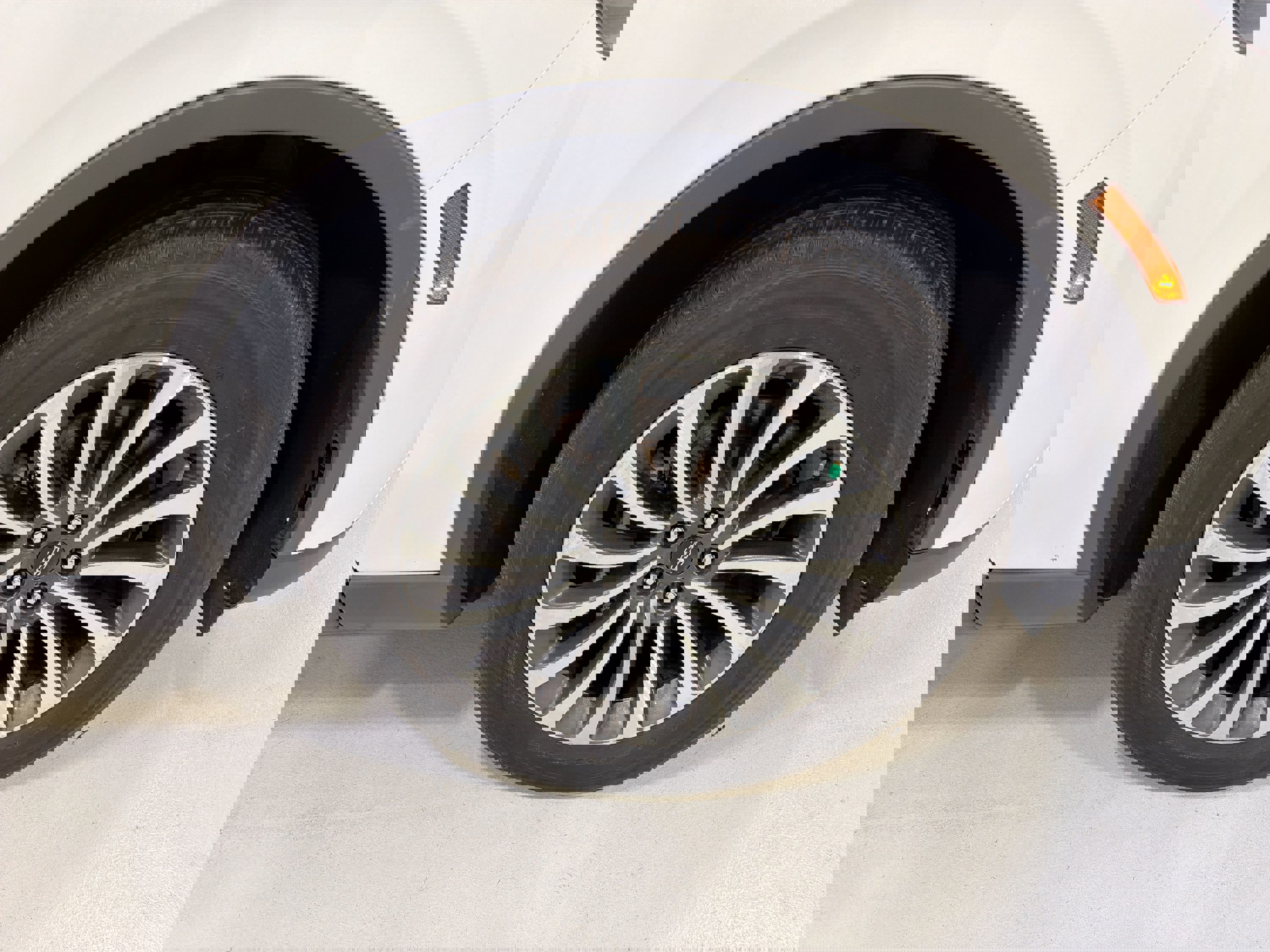 Used 2022 Lincoln Aviator AWD w/ Premium Package image 31