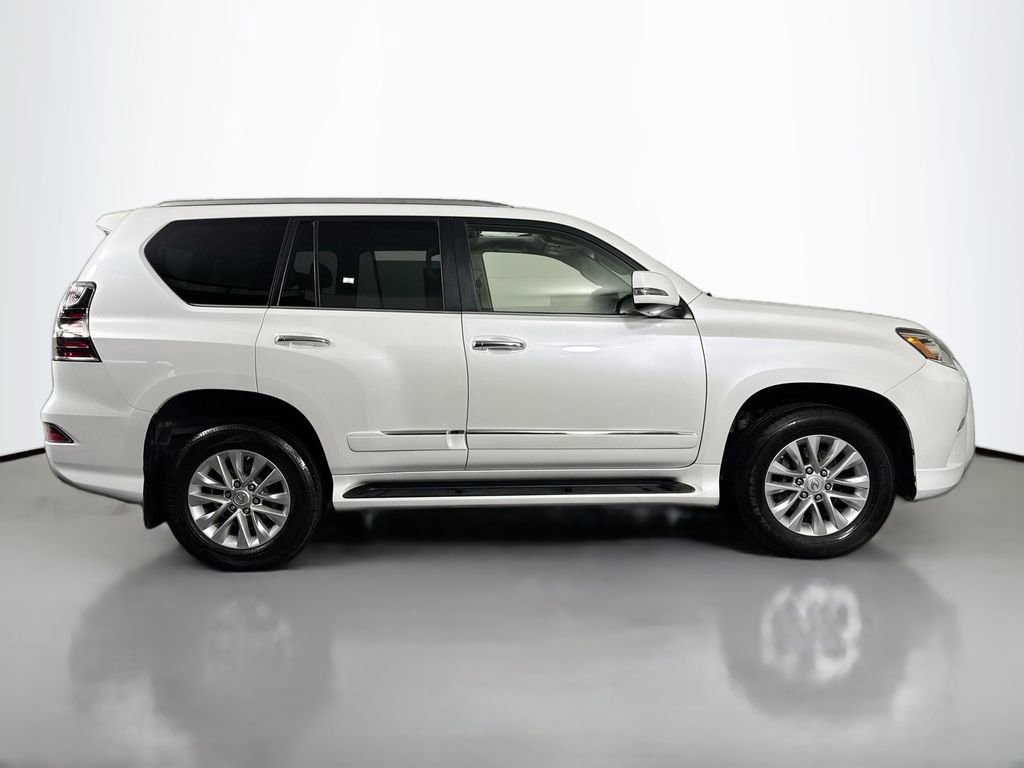 Used 2015 Lexus GX 460 w/ Premium Package AWD/4WD image 4
