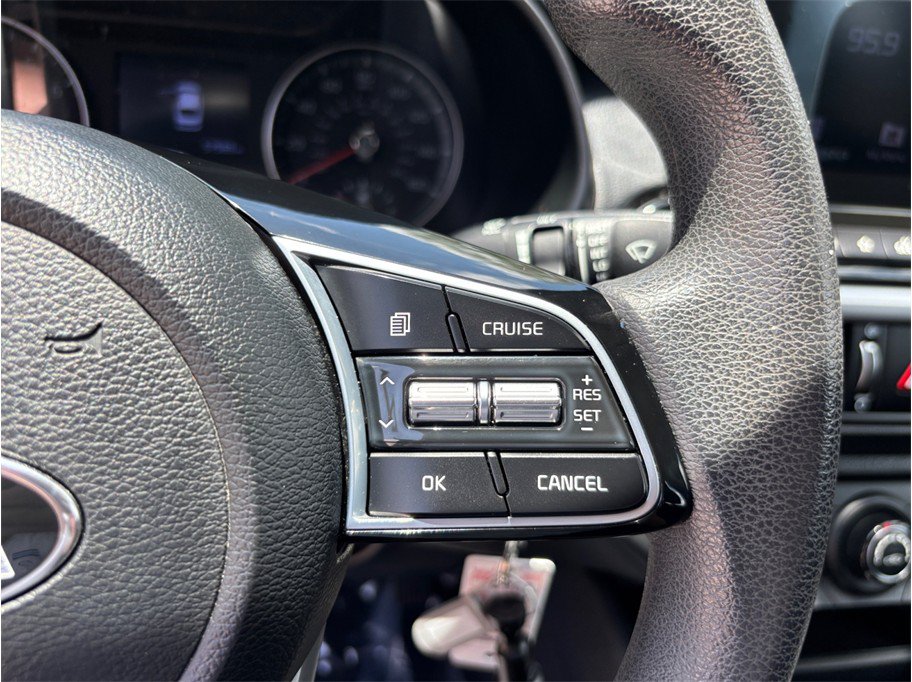 Used 2021 Kia Forte LXS FWD image 20
