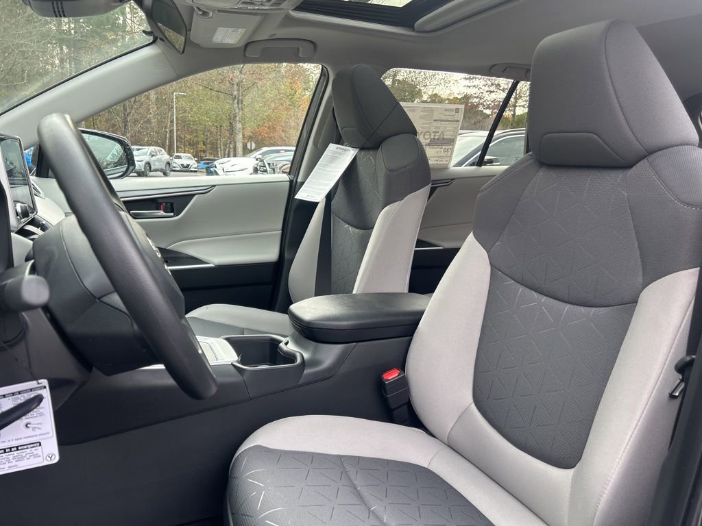 New 2025 Toyota RAV4 XLE image 3