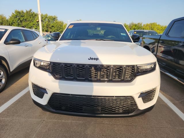 Used 2025 Jeep Grand Cherokee Limited w/ Luxury Tech Group II RWD video 2