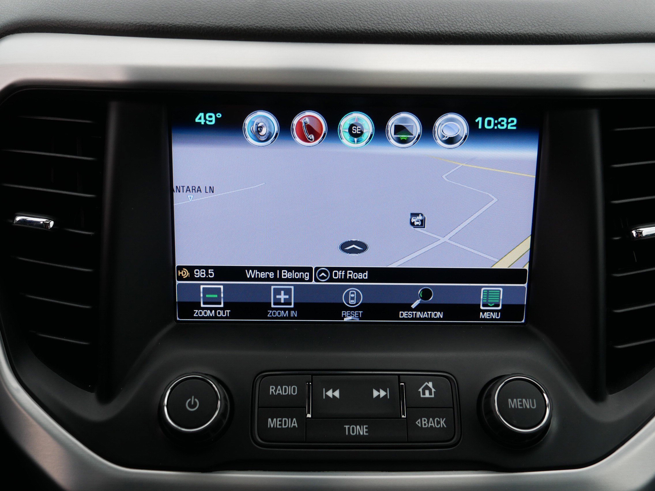 Used 2018 GMC Acadia SLT image 30