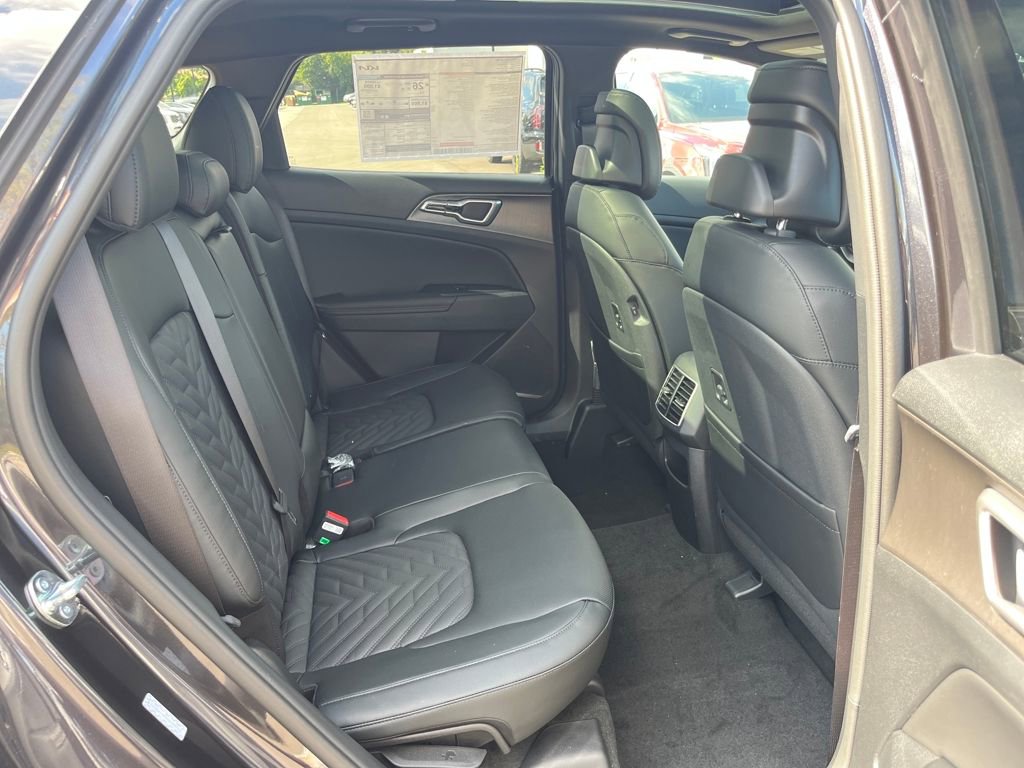 New 2026 Kia Sportage X-Line w/ X-Line Technology Package image 17