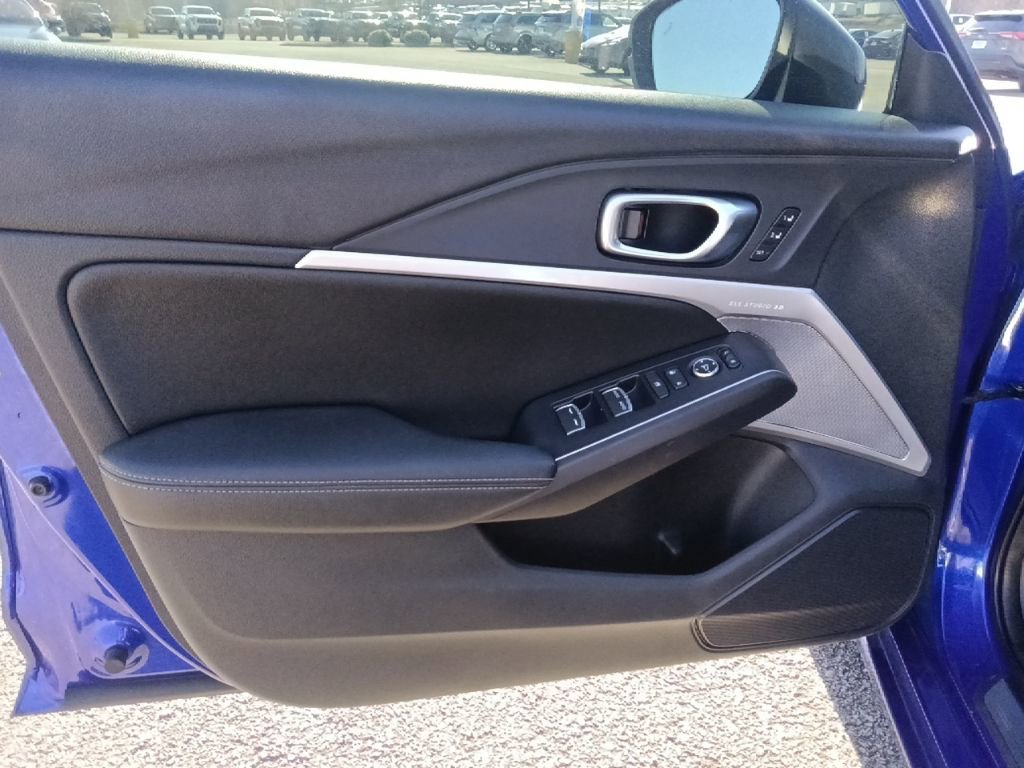 Used 2023 Acura Integra A-Spec image 11