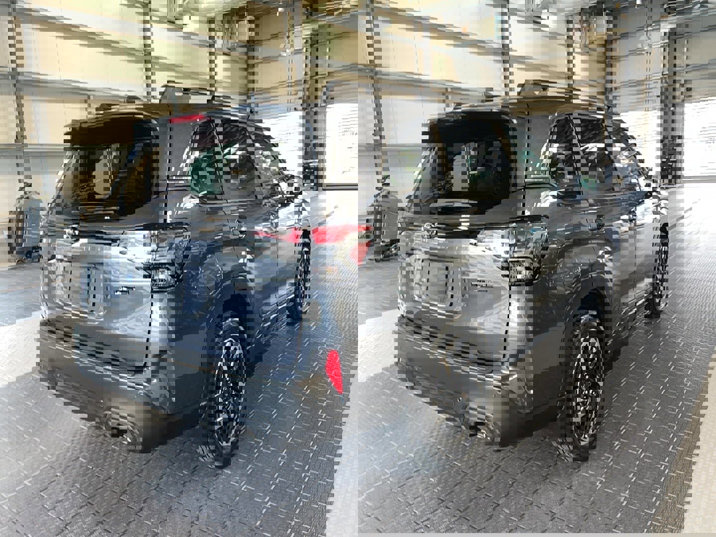 Used 2025 Subaru Forester Limited image 23