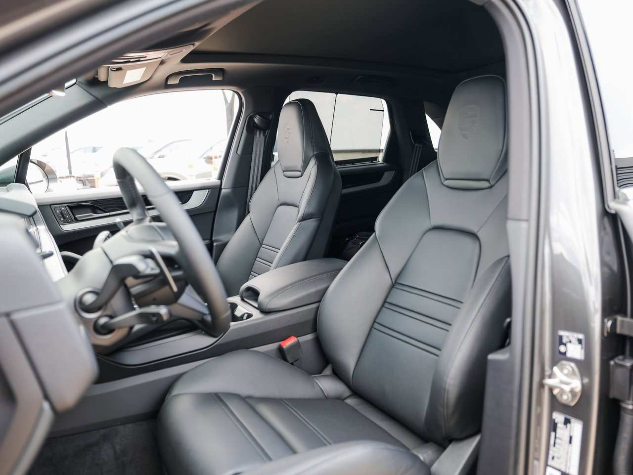 New 2026 Porsche Cayenne S image 5