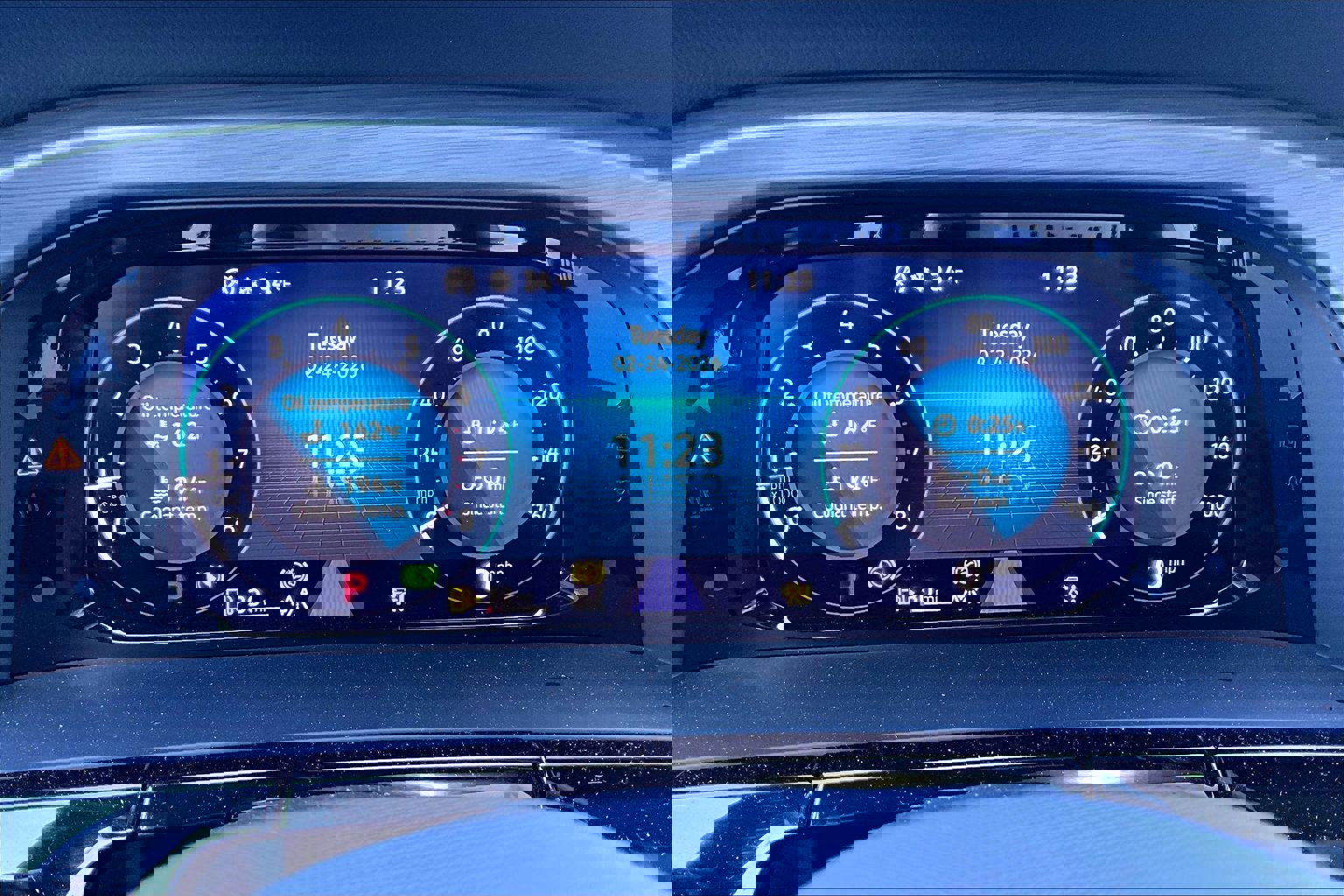 Used 2024 Volkswagen Atlas Cross Sport SE w/ Panoramic Sunroof Package image 13