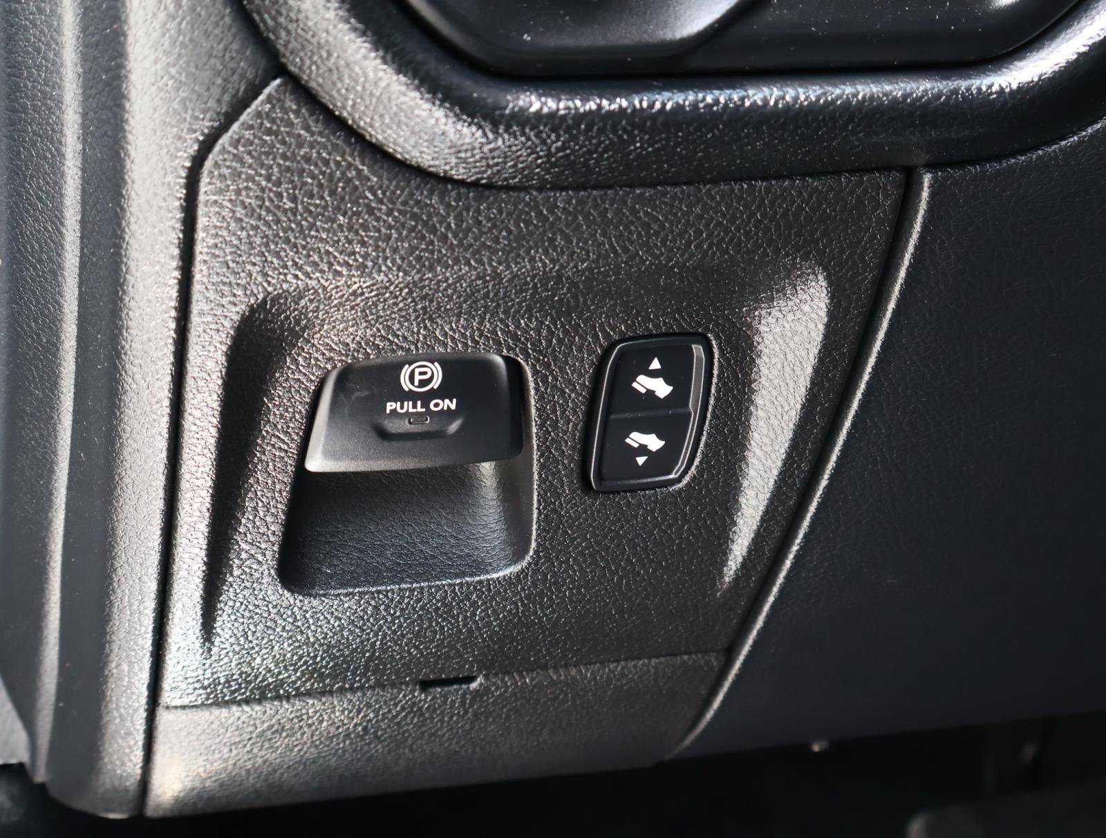 Used 2021 RAM 1500 Laramie w/ Laramie Southwest Edition AWD/4WD image 25