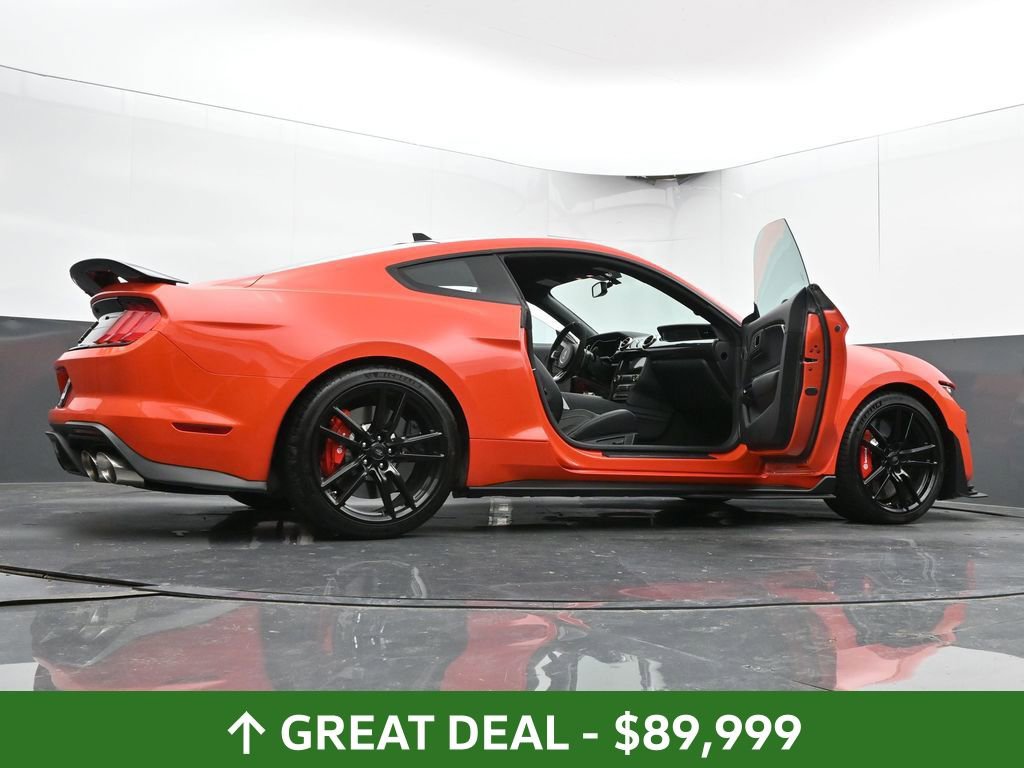 Used 2022 Ford Mustang Shelby GT500 w/ Technology Package image 70