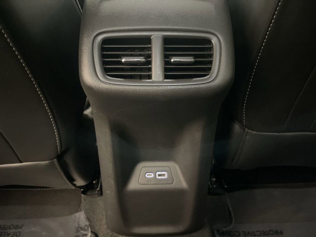 Used 2021 Buick Envision Essence FWD image 14