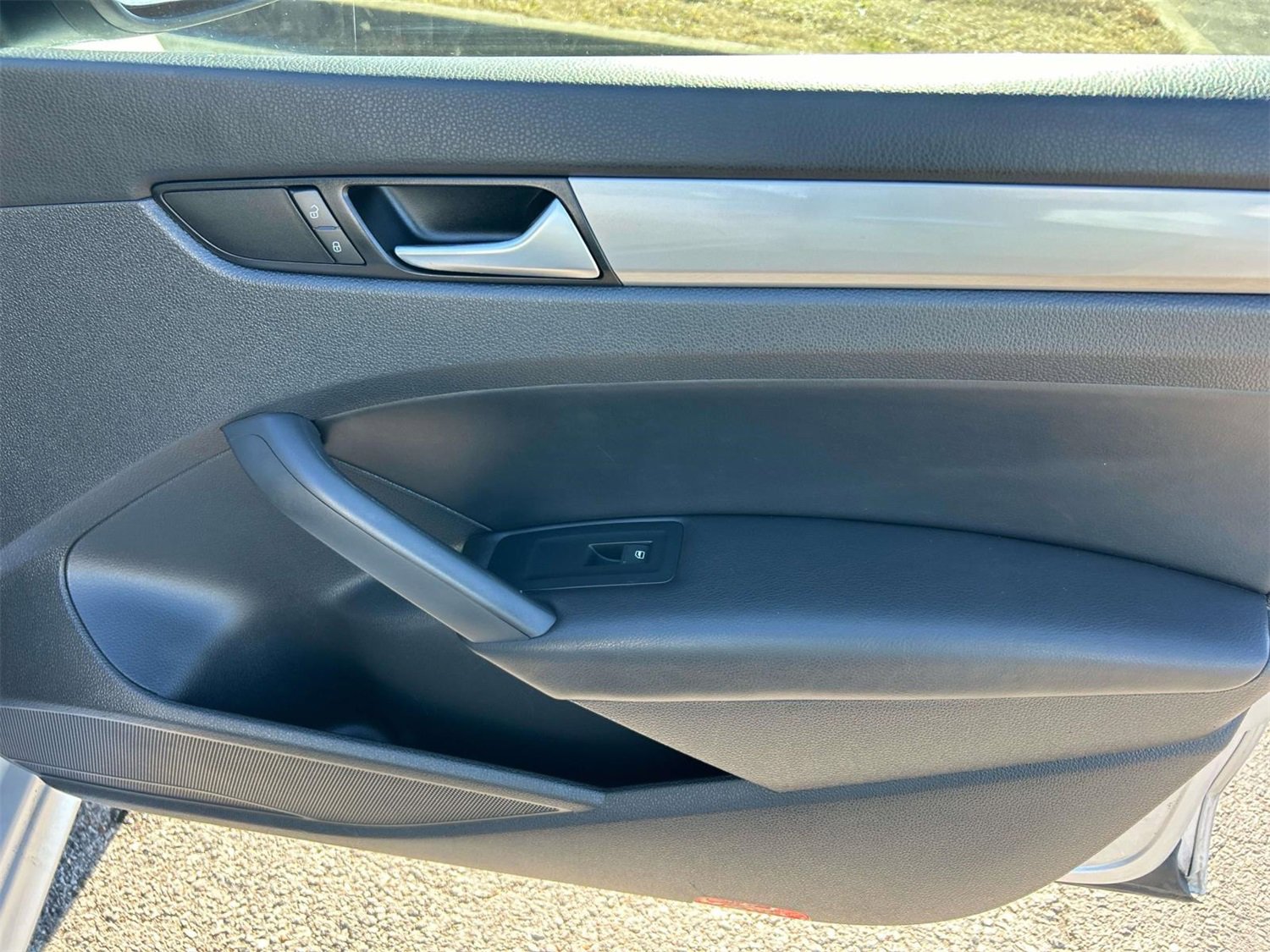 Used 2015 Volkswagen Passat 1.8T Wolfsburg Edition image 22