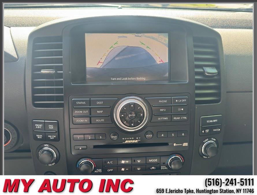 Used 2011 Nissan Pathfinder LE w/ Navigation Pkg AWD/4WD image 18