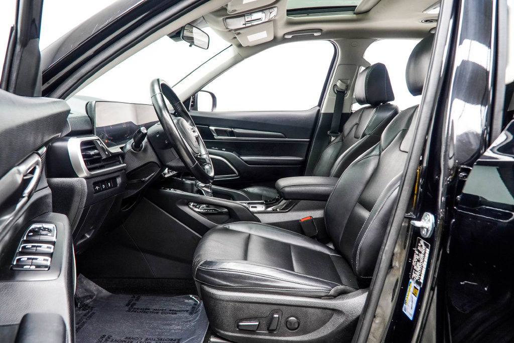 Used 2023 Kia Telluride S w/ S Sunroof Package FWD image 30