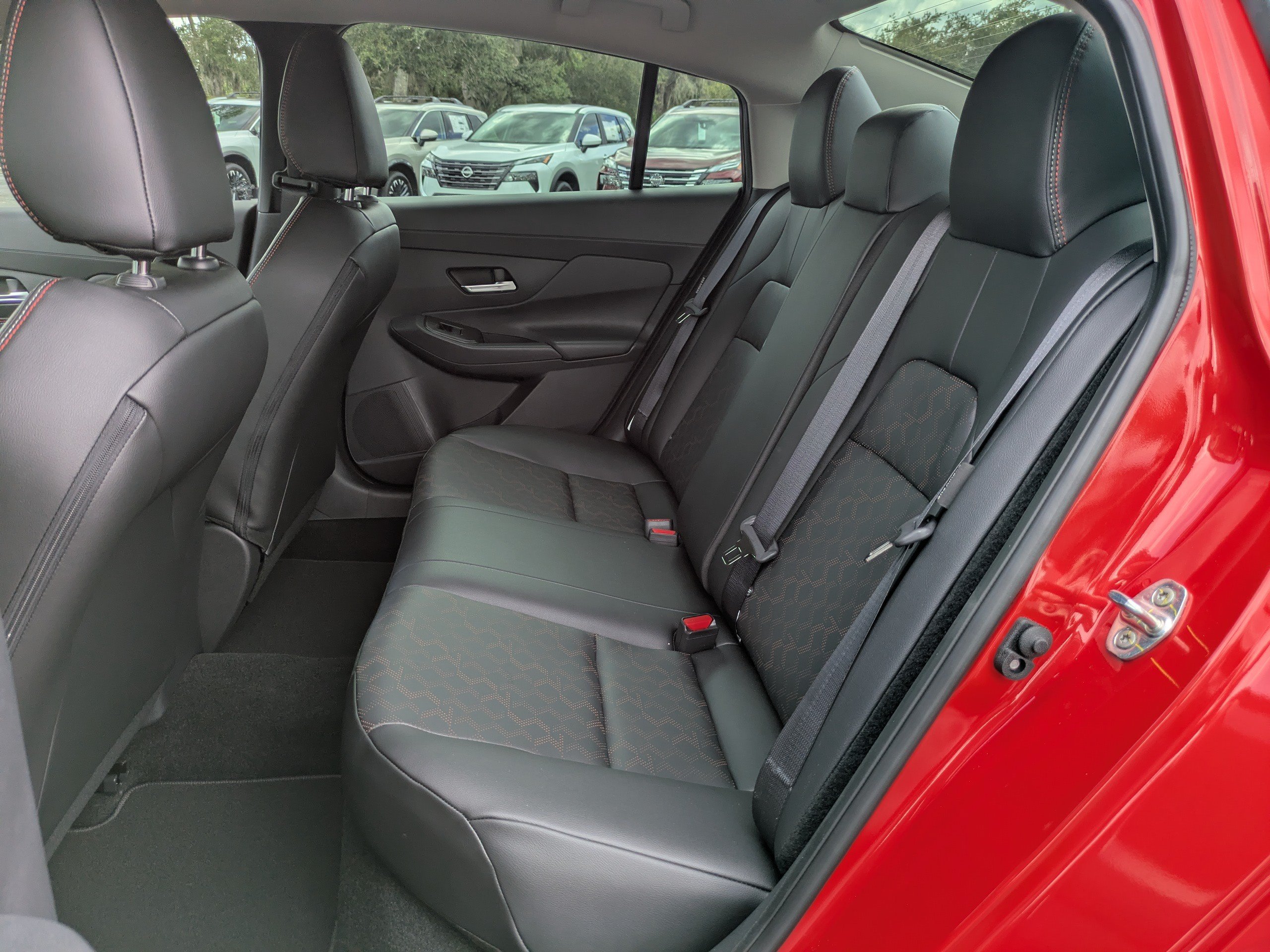 New 2027 Nissan Sentra SR FWD image 13