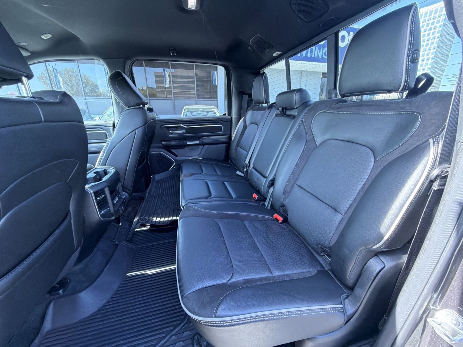 Used 2024 RAM 1500 Laramie image 24