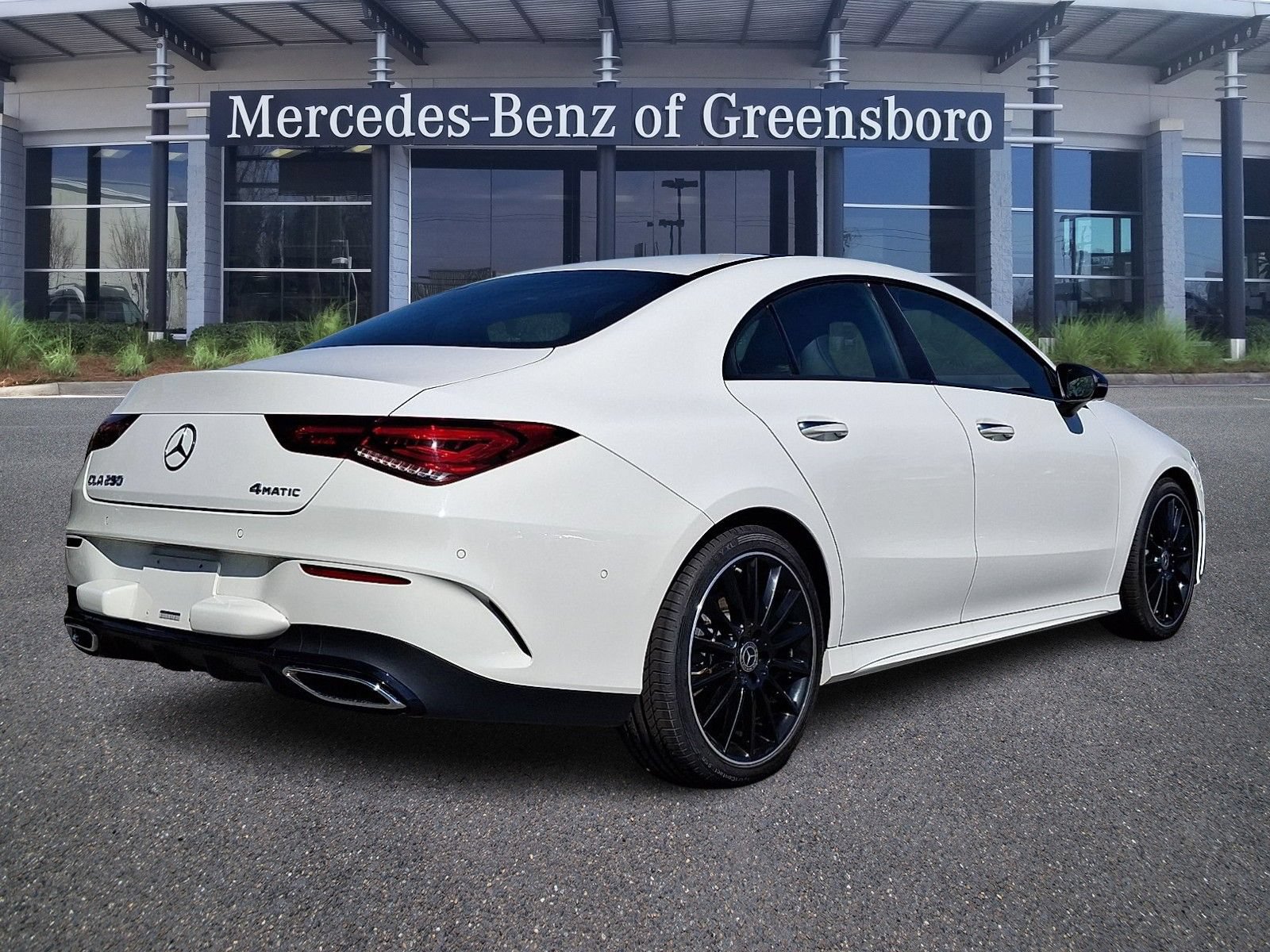Used 2023 Mercedes-Benz CLA 250 4MATIC image 7