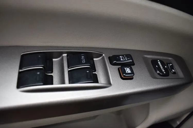 Used 2006 Toyota Prius FWD image 21