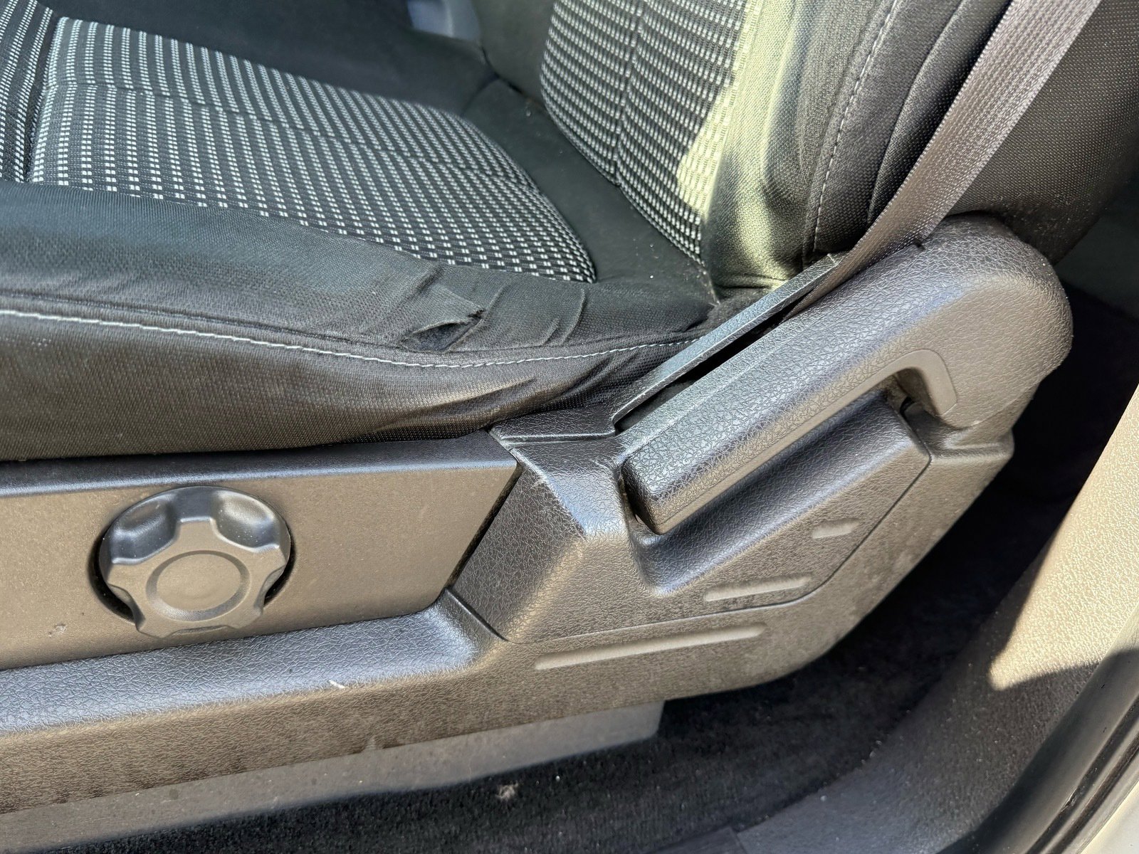 Used 2014 Ford F150 STX w/ Equipment Group 201A Mid image 12