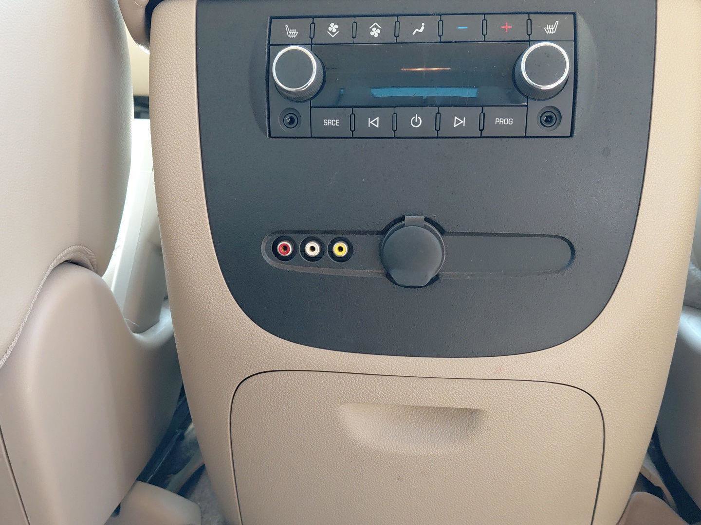 Used 2013 Chevrolet Tahoe LTZ AWD/4WD image 16